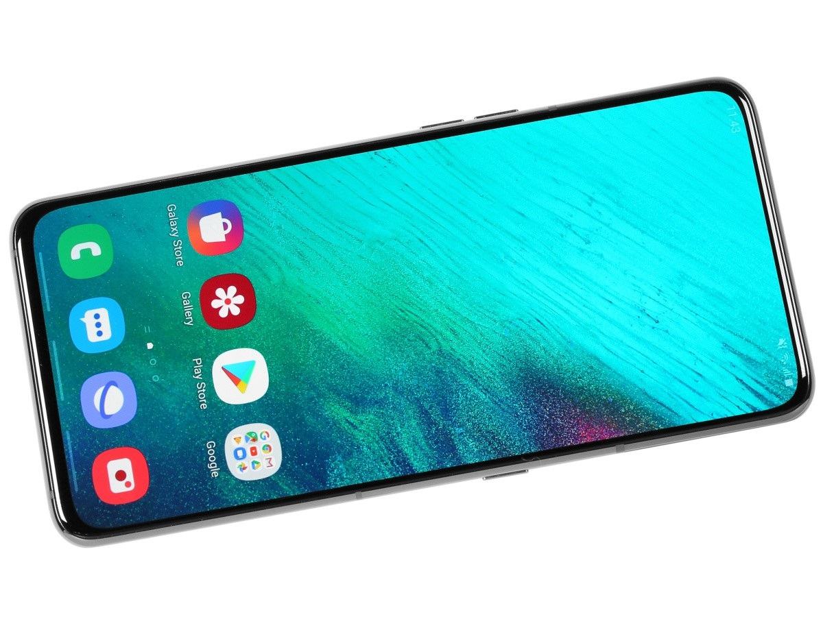 Đánh giá Samsung Galaxy A80: Màn hình tràn viền thực sự!