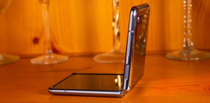 đánh giá Samsung Galaxy Z Flip