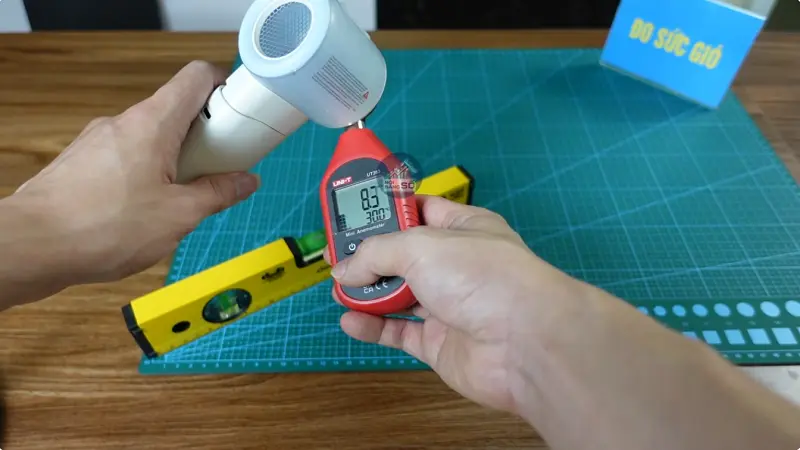 Quạt cầm tay mini Aecooly AirGimbal