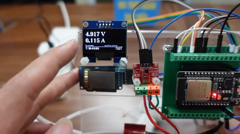 Quạt cầm tay mini Aecooly AirGimbal