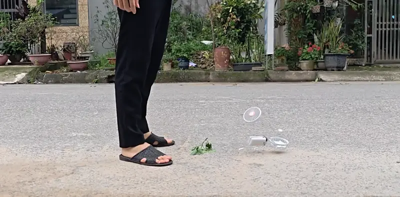 quạt cầm tay GIÁ CHỈ 45K