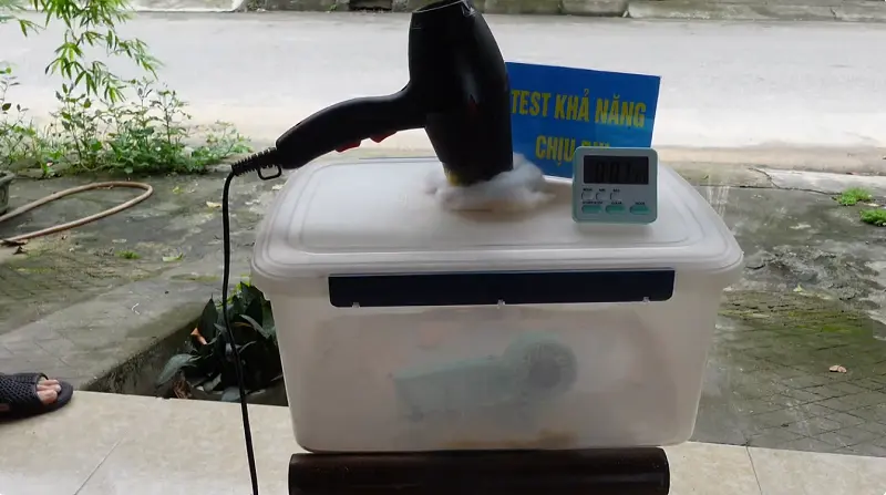 quạt cầm tay QCOOKER