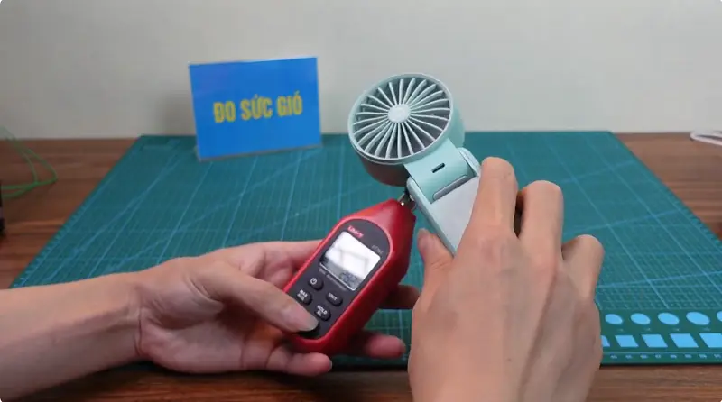 quạt cầm tay QCOOKER