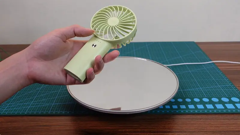 quạt cầm tay YOOBAO F3