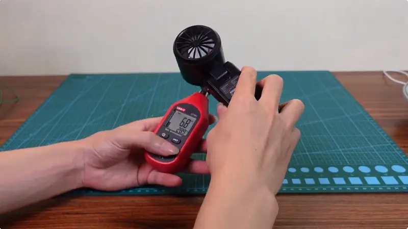 quạt cầm tay YOOBAO Y2