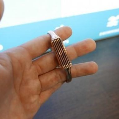 Đánh giá Fitbit Flex 2: Thiết kế đặc biệt, không màn hình, giá tốt