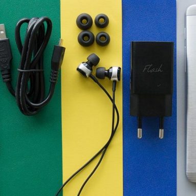 Đánh giá chi tiết Flash Plus 2 : Thiết kế đẹp, cấu hình mạnh, giá cực tốt