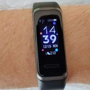 Đánh giá HUAWEI Band 4: Tích hợp cổng sạc tiện dụng, tính năng cơ bản