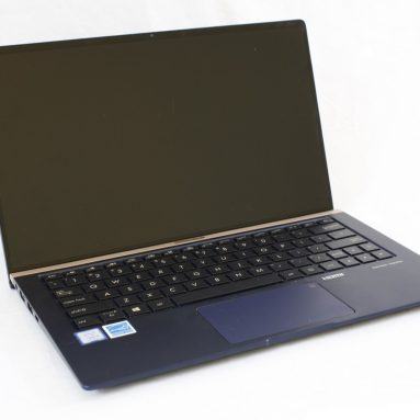 Đánh giá Asus ZenBook 13 UX333FA: Nhỏ hơn XPS 13