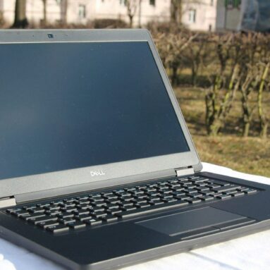 Đánh giá Dell Latitude 5490: Laptop chuyên dụng cho doanh nhân