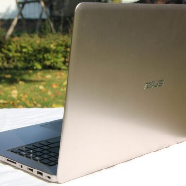 Đánh giá Asus VivoBook Pro 15: Phong cách và thanh lịch
