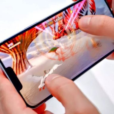 Trên tay iPhone 14 Plus: Lớn như bản Pro nhưng giá thấp hơn