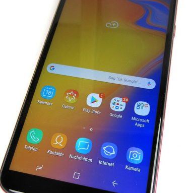 Đánh giá Samsung Galaxy J4 Plus (2018): Giá rẻ, màn hình lớn